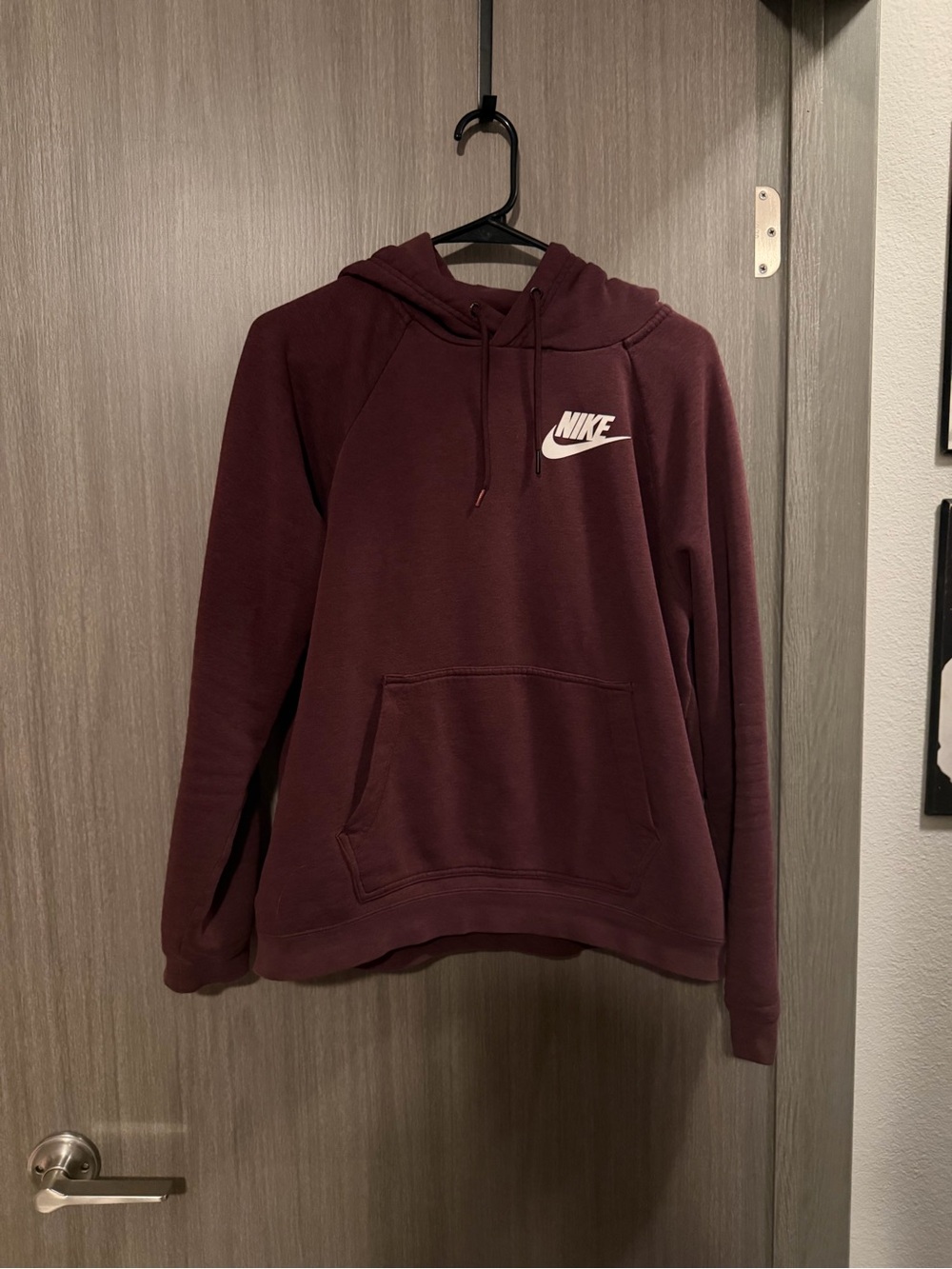 Nike Men's Burgundy Pullover Hoodie with White Swoosh
